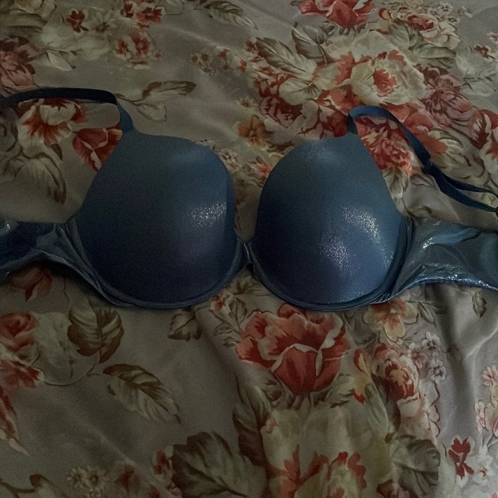 Victoria’s Secret bra